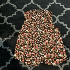 Cute floral button down top from express